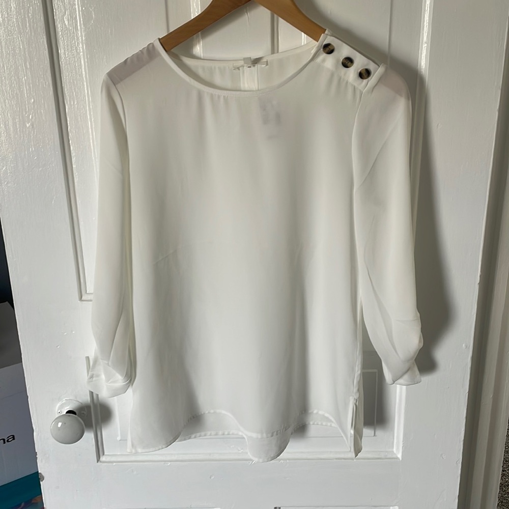 🔥NWT Maurices Chiffon Blouse🔥
